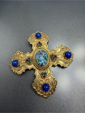 Vintage Accessocraft  Brooch with Art Glass  Center #15SB